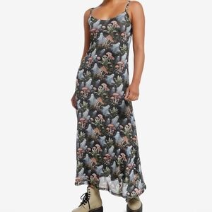 Hot Topic Thorn & Fable Womens Maxi Dress Xl NWT Ghosts Mushrooms Forest Print